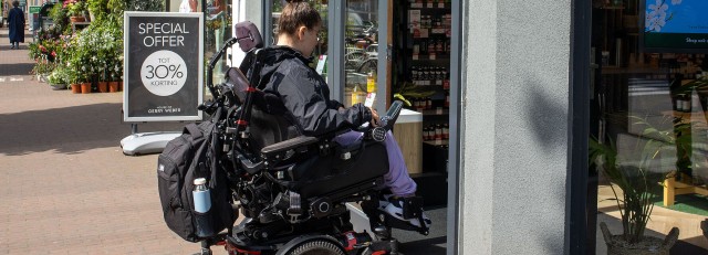 csm_Toegankelijkheid-rolstoel-winkel_349eea9723.jpg